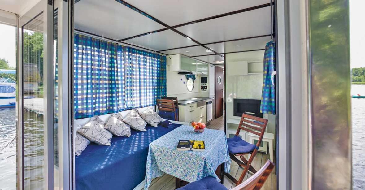 Kuhnle-Tours Ferienwohnung Rechlin Luaran gambar